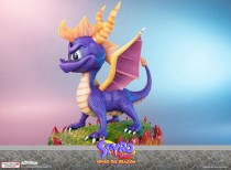 Spyro the Dragon: Spyro statue