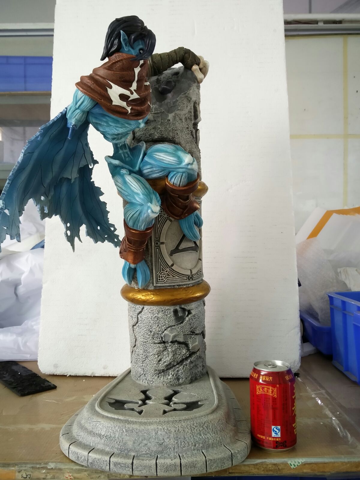 The Legacy of Kain Series: Soul Reaver™ 2 - Raziel' size comparison